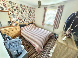 Bedroom- click for photo gallery